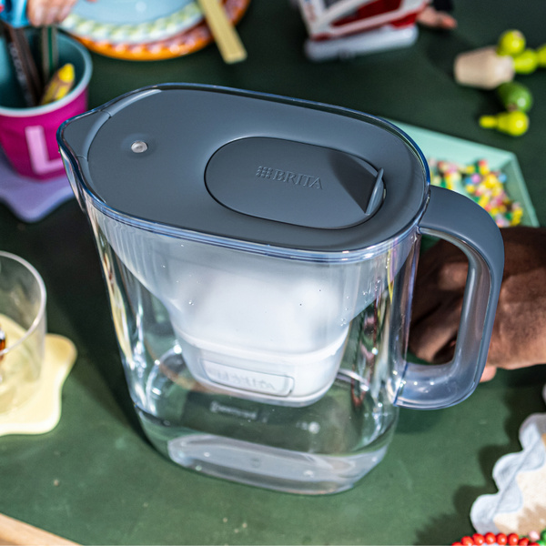 Dzbanek filtrujący BRITA Style Essential MAXTRA PRO Pure Performance 2,4 L - Grafitowy