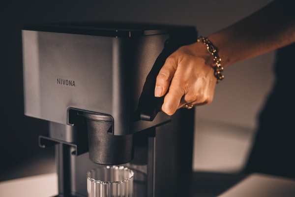 Ekspres do kawy Nivona Cube 4106 - Szaro-czarny + GRATIS torba przenośna na ekspres