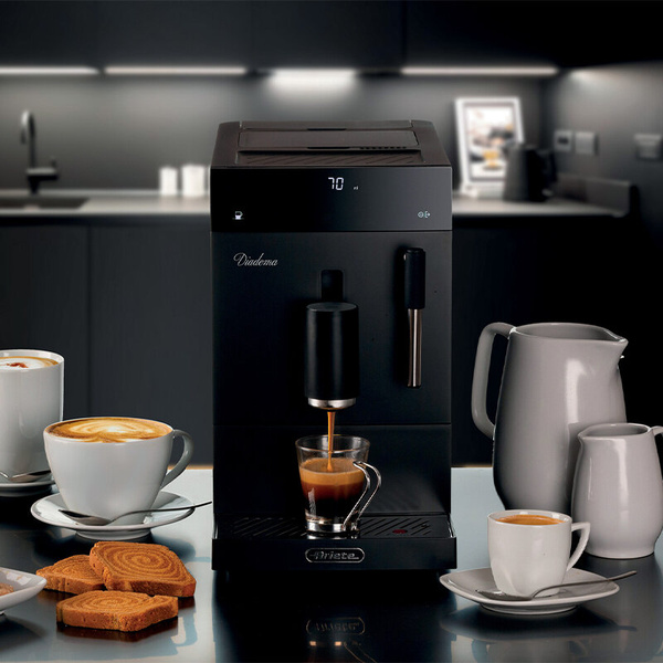 Ekspres do kawy Ariete 1452/00 Diadema - Czarny