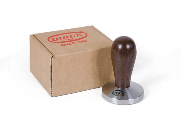 Tamper Quick Mill stalowy z drewnianą rączką 58 mm