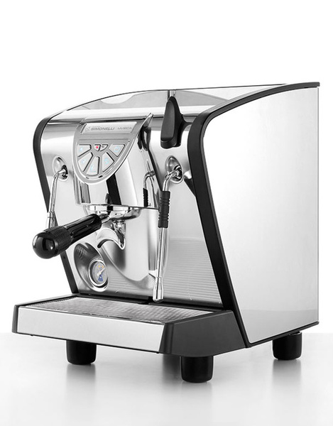 Ekspres do kawy Nuova Simonelli Musica Black z podłączeniem do wody