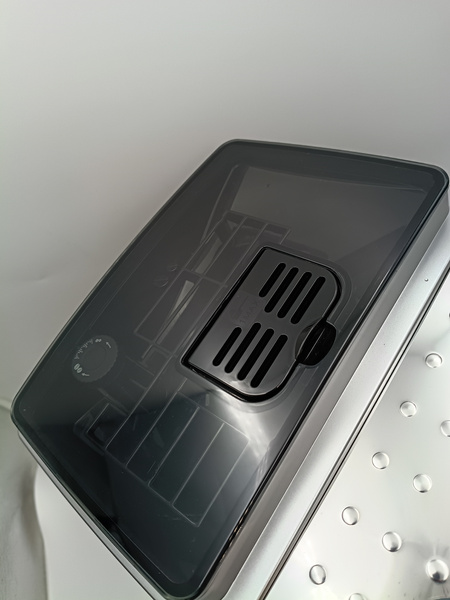 OUTLET 24190 - Ekspres do kawy Delonghi ECAM 250.23.SB