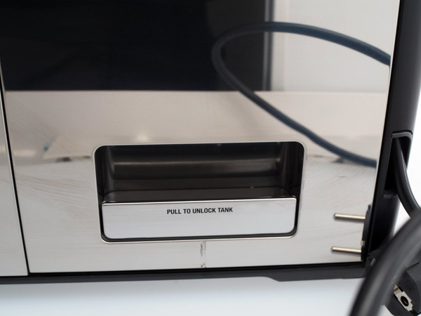 OUTLET - Kolbowy ekspres do kawy Sage SES990BTR