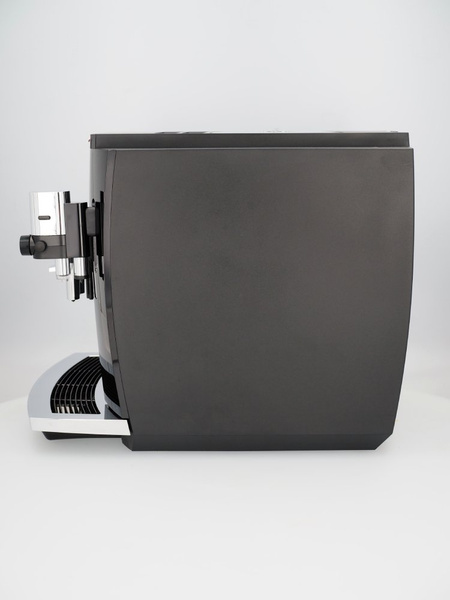 OUTLET 543443 - Ekspres do kawy Jura E8 Piano Black (EB) 