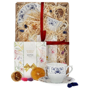 Zestaw prezentowy dla mamy z herbatą i filiżanką