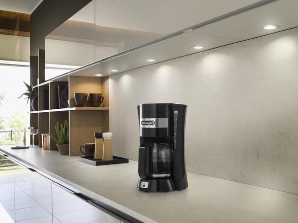 Przelewowy ekspres do kawy DeLonghi ICM 15210.1 – NIEDOSTĘPNY