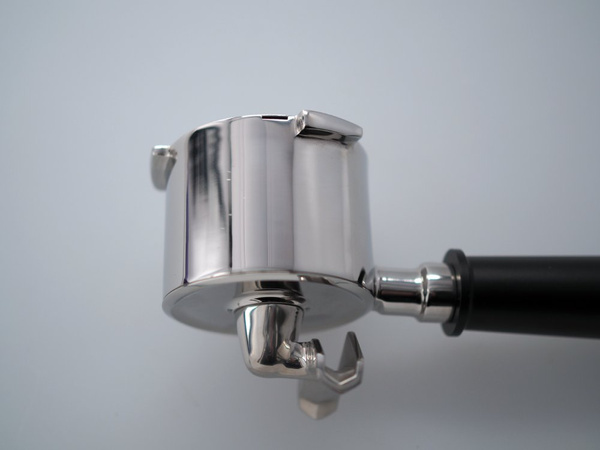 OUTLET - Portafiltr z podwójną wylewką AVX do ekspresów DeLonghi Dedica - 51mm