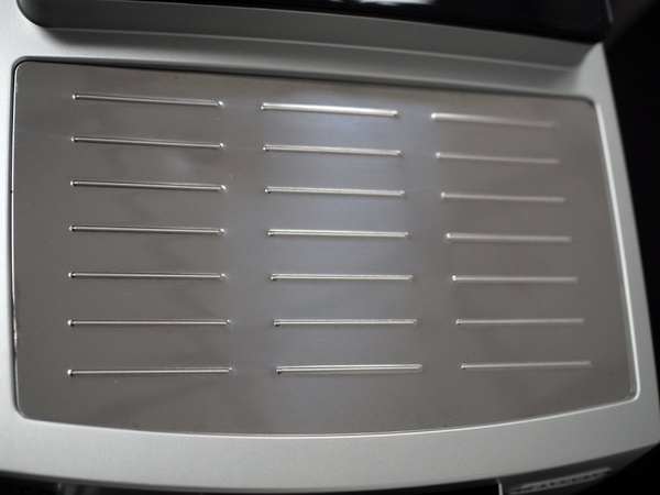 OUTLET - Ekspres do kawy DeLonghi ECAM 23.120.SB - OUTLET STAN DOBRY