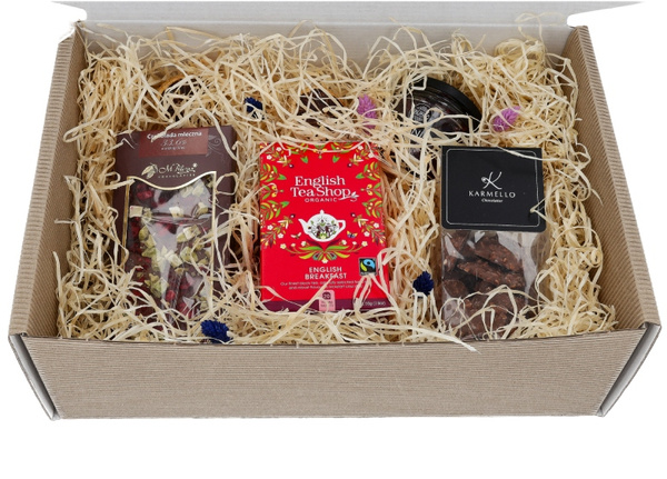 Gratulacyjny zestaw prezentowy - Herbata, wiśnie w miodzie, czekolada i cluster mleczny