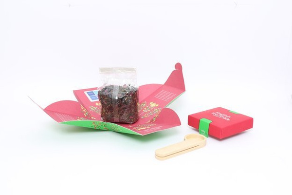 Zielona herbata English Tea Shop Green Tea & Pomegranate 80g