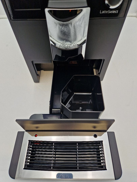 OUTLET 13083 - Ekspres do kawy Melitta LatteSelect F63/0-212 - Czarny