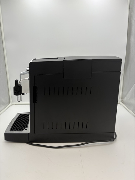 OUTLET 11313 - Ekspres do kawy Nivona 560