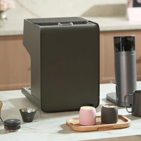 Ekspres do kawy AVX HERO PRO X - Czarny