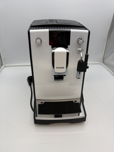 OUTLET 11313 - Ekspres do kawy Nivona 560