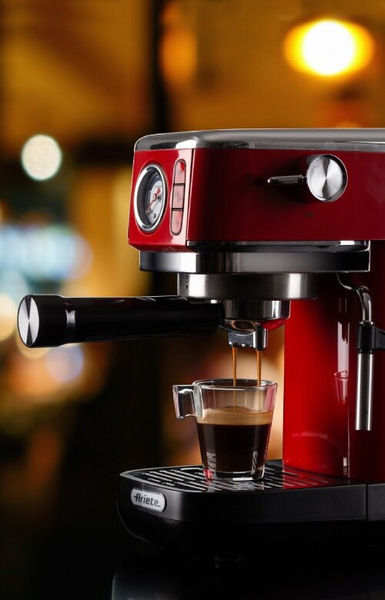 Ekspres do kawy Ariete Perfetto Slim Manometro Moderna 1381/33 - Czerwony