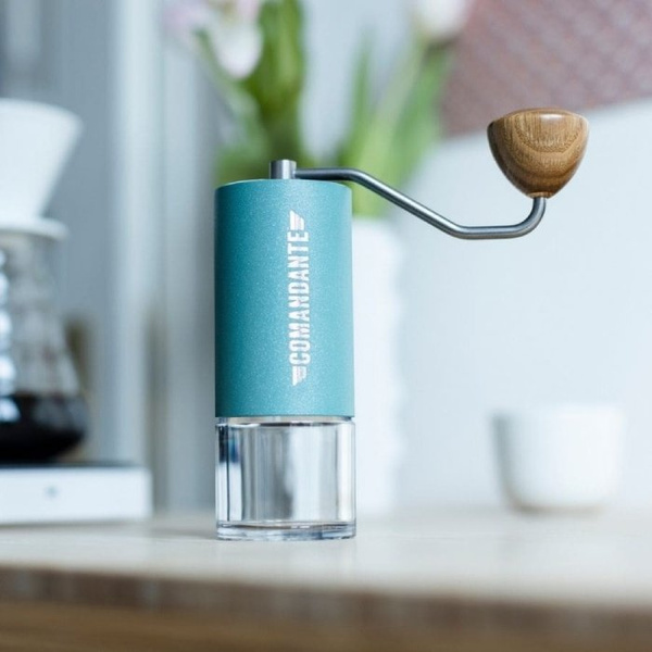 Młynek do kawy Comandante C40 MK4 Nitro Blade - Alpine Lagoon