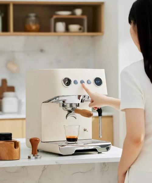 Ekspres do kawy AVX HERO PRO - Biały