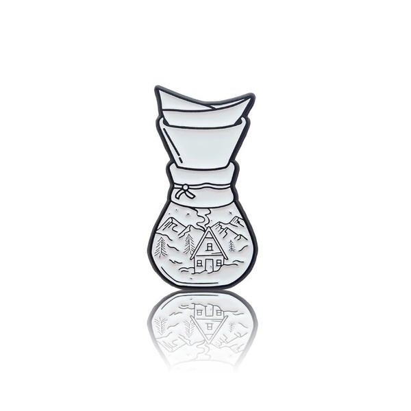 Przypinka - Domek w górach