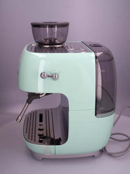 OUTLET - Ekspres do kawy SMEG EGF03PGEU - Zielony Pastelowy