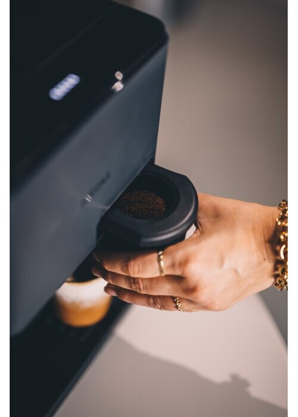 Ekspres do kawy Nivona Cube 4106 - Szaro-czarny + GRATIS torba przenośna na ekspres