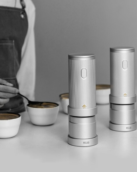 Młynek do kawy Millab E01 Electric Grinder Space Silver- Srebrny
