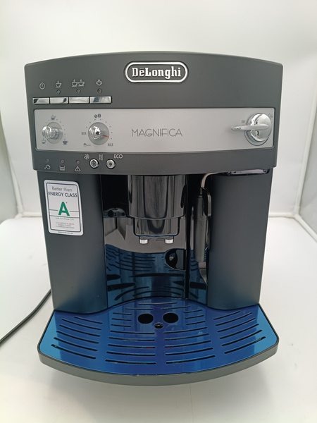 OUTLET 24566 - Ekspres do kawy DeLonghi Magnifica ESAM 3000.B