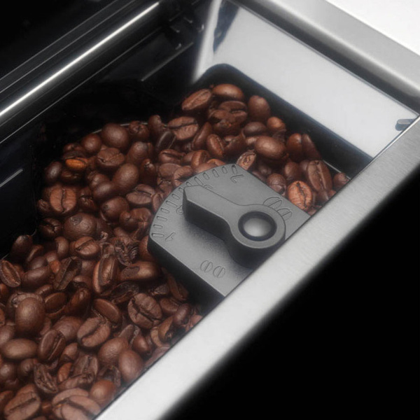 Ekspres do kawy DeLonghi PrimaDonna Exclusive ESAM 6900.M - NIEDOSTĘPNY