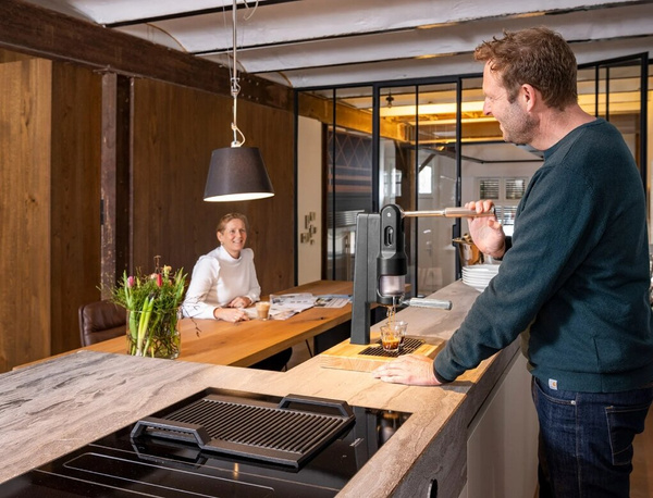 Dźwigniowy ekspres do kawy Superkop Black - Czarny