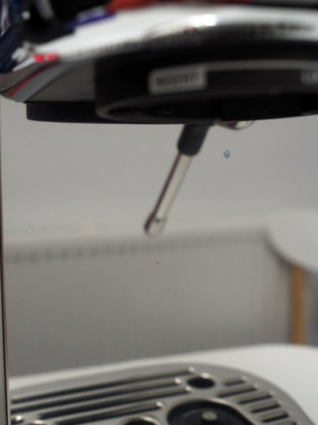 OUTLET 78454 - Kolbowy Ekspres do kawy Sage Bambino PLUS SES500BSS