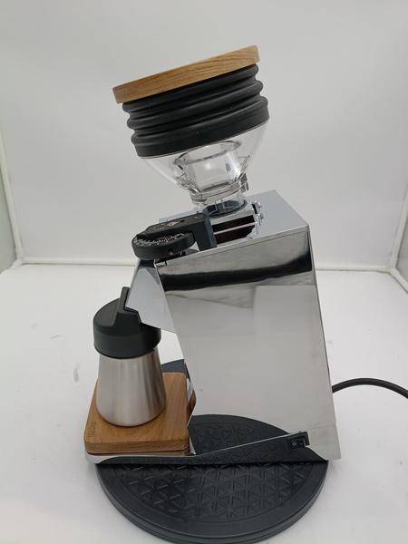 OUTLET 19684 - Młynek do kawy Eureka Mignon Single Dose PRO Chrome