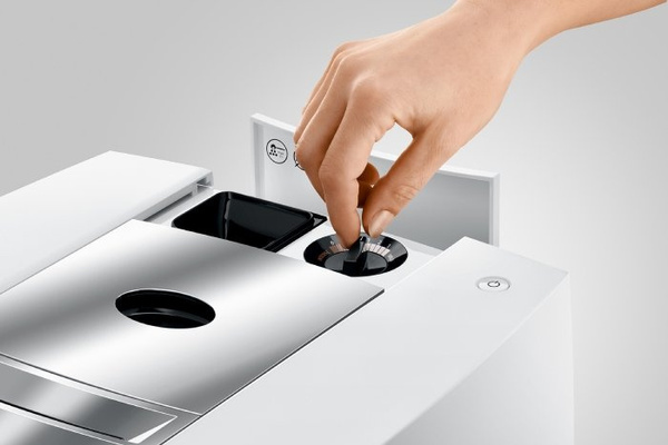 OUTLET 8995 - Ekspres do kawy Jura J8 Piano White (EA)