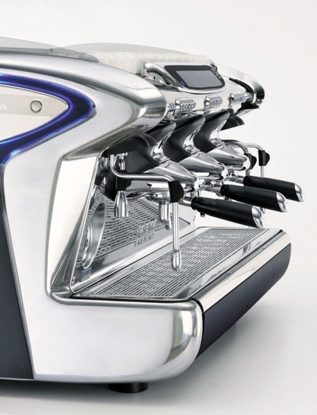 Ekspres do kawy Faema Emblema RS półautomatyczny 3-grupowy - NIEDOSTĘPNY 