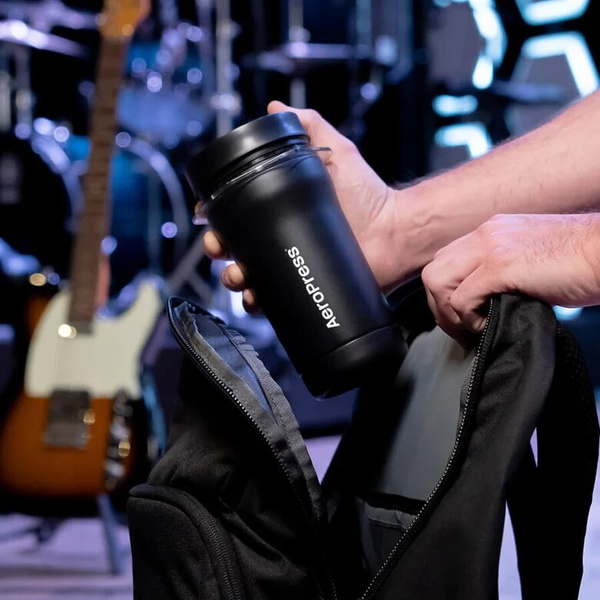 Zaparzacz do kawy AeroPress Go Plus - Czarny