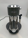OUTLET 7325 - Ekspres do kawy DeLonghi EC 685.BK