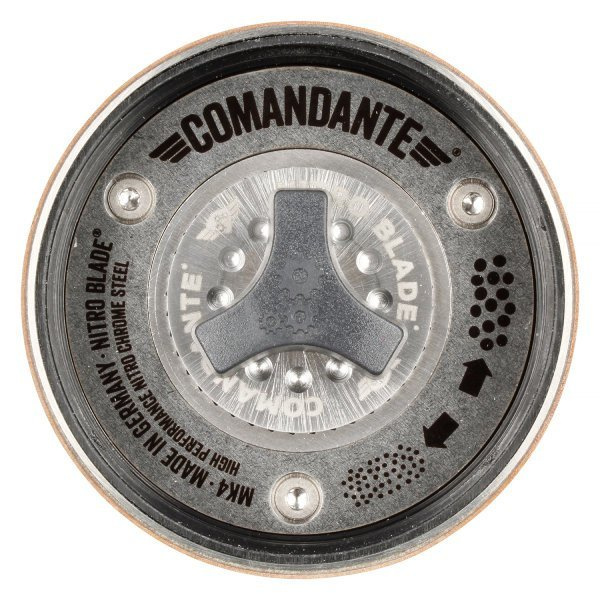 Młynek do kawy Comandante C40 MK4 Nitro Blade - Chocolate – NIEDOSTĘPNY