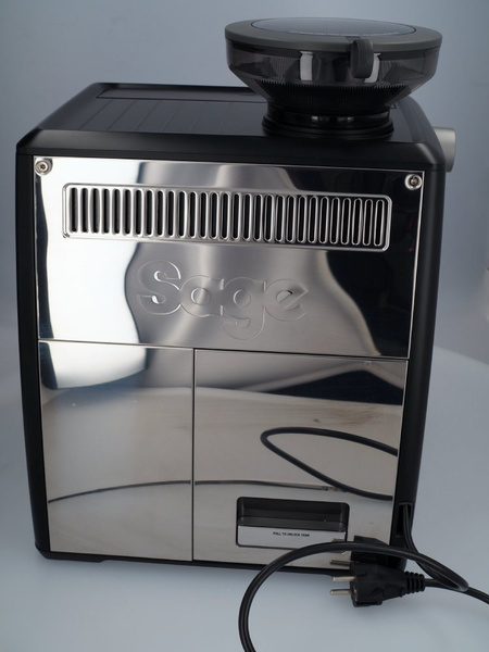 OUTLET - Kolbowy ekspres do kawy Sage SES990BTR