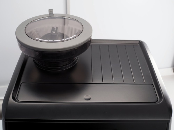 OUTLET - Kolbowy ekspres do kawy Sage SES990BTR