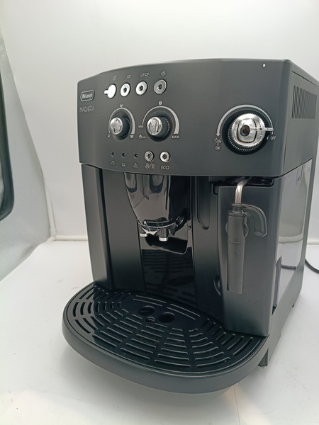 OUTLET 24208 - Ekspres do kawy DeLonghi Magnifica ESAM 4000.B
