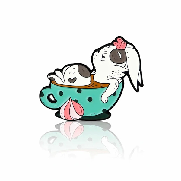 Przypinka - Króliczek w filiżance kawy