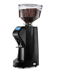 Młynek do kawy Nuova Simonelli MDJ On demand Black - opinie w konesso.pl