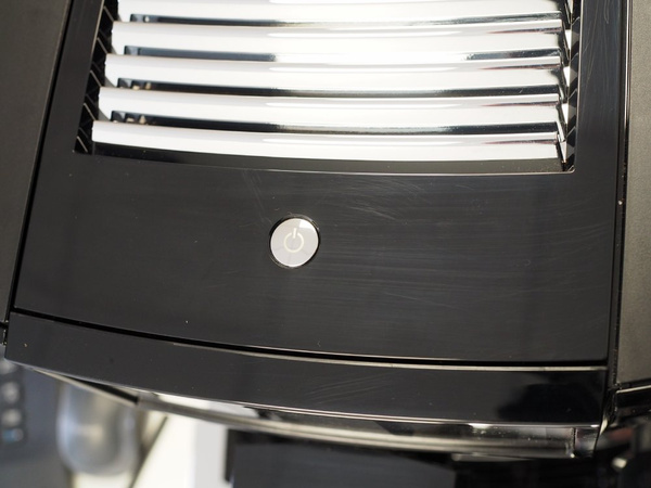 OUTLET 6823 - Ekspres do kawy Jura J8 TWIN Diamond Black (EA)