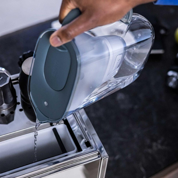 Dzbanek filtrujący BRITA Style Essential 2,4 l Grafitowy + 3 filtry MAXTRA PRO Pure Performance