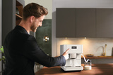 Ekspres do kawy Miele CM 6160 MilkPerfection 12131210 - Biały Lotos + GRATIS 3KG KAWY