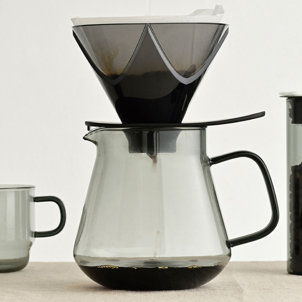 Serwer z filtrem Hario Colors Tea&Coffee Server 600 ml - Szary