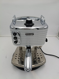 OUTLET 24193 - Ekspres do kawy DeLonghi Scultura ECZ 351.W