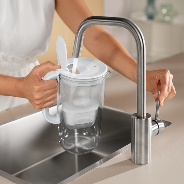 Szklany dzbanek z filtrem BRITA Glass MAXTRA PRO Pure Performance - Niebieski