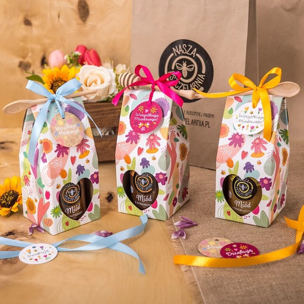 Miód z czarną porzeczką Nasza Pszczelarnia w kolorowym opakowaniu 420g