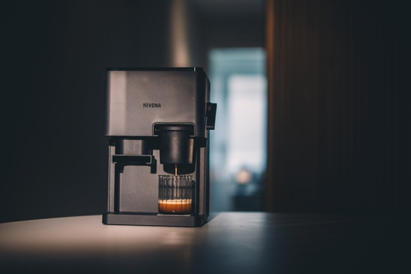 Ekspres do kawy Nivona Cube 4106 - Szaro-czarny + GRATIS torba przenośna na ekspres