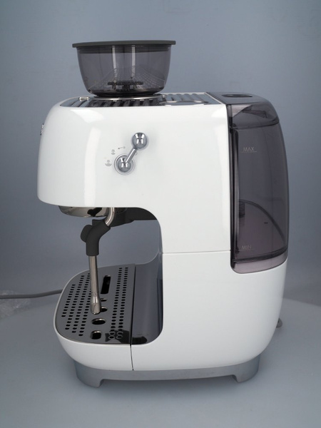 OUTLET 5233 - Ekspres do kawy SMEG EGF03WHEU - Biały