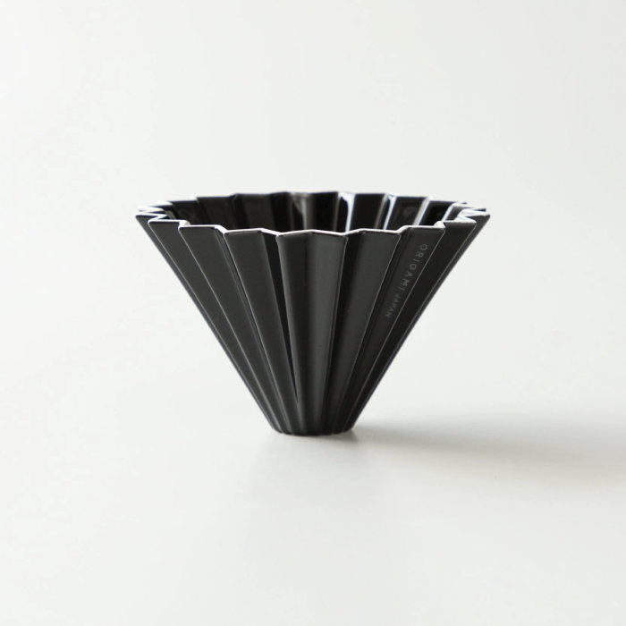 Ceramiczny Origami Dripper M - Czarny